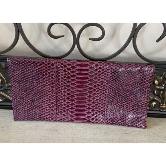 LuLu Townsend Faux Leather Purple Clutch - Picture 2 of 5